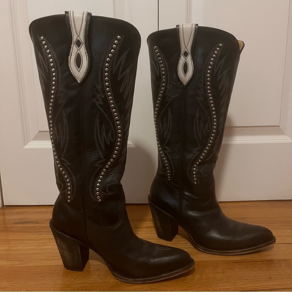 Leather cowboy boots